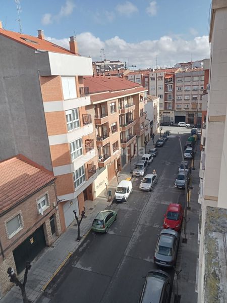 Foto ce019d14-309a-4541-99d1-5b8feecbb7a7. Pis amb calefacció a Calahorra