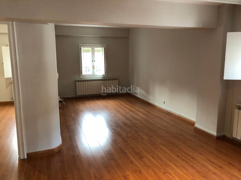 Foto 6c9bd391-1054-4c0a-aa50-c6ef36ead3c9. Piso en Paseo Sagasta Zaragoza