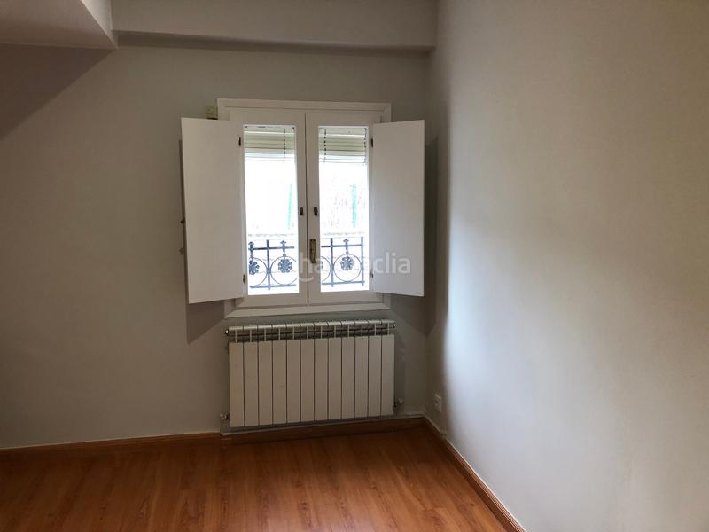Foto aebbc062-8868-436f-bbe8-d87c9ce67f9e. Piso en Paseo Sagasta Zaragoza