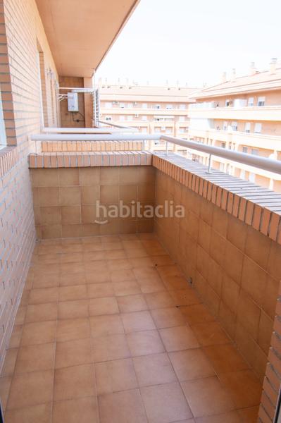 Foto 1ce2bb3a-5564-46e5-ab1c-b733c13977ef. Piso en Valdefierro Zaragoza