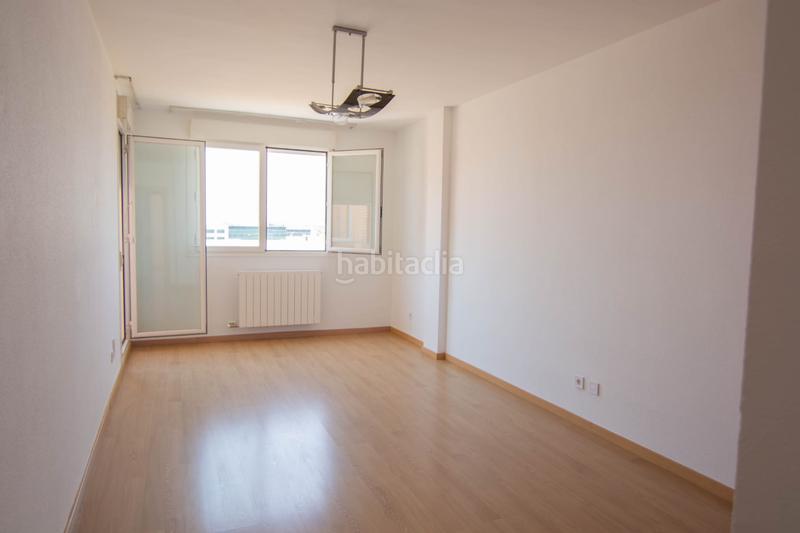 Foto 560fa457-ccfa-4e31-9c03-b3405eca4b65. Piso en Valdefierro Zaragoza