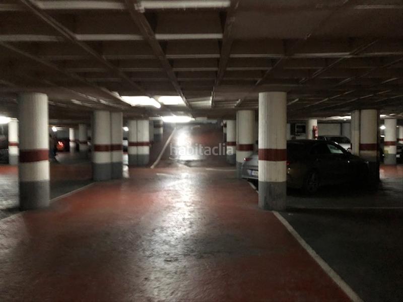 Foto 9a9cccb8-d035-4178-8a56-8578cd016fc0. Aparcament cotxe a calle de jacinto benavente 8 a Zaragoza