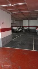 Autoparkplatz in Calle de Jacinto Benavente 8