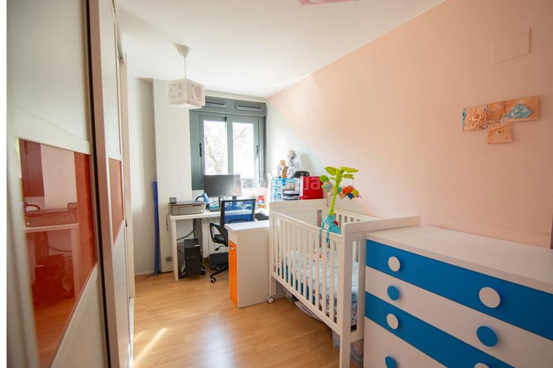 Foto 0760f93e-35f7-42af-ab02-796538145213. Piso en Miralbueno Zaragoza