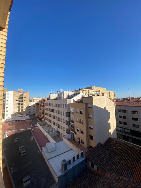 Foto 0fea63a6-45a0-4a80-b7da-e0c9165355b7. Dúplex amb calefacció a Calahorra