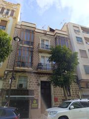 Pis a Calle general prim 22. Piso en venta situado en pleno centro de la ciudad