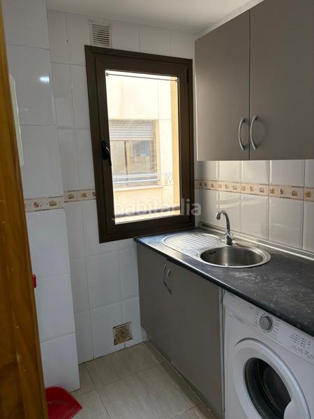 Foto 2907c09d-88ad-4809-8ff2-4b4af1feea9f. Rent flat in Isaac Peral Melilla