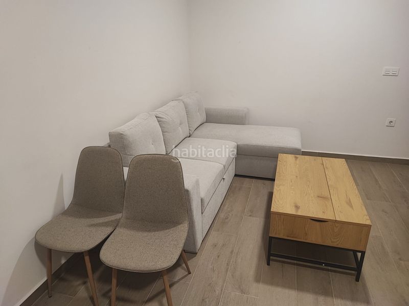 Foto e5cc0355-0c6f-4b60-be72-e62843ce600d. Rent flat in Centro Melilla