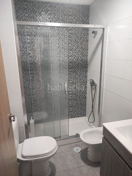Foto ef136360-dac9-4a60-8e3d-fd767dc7c26c. Rent flat in Centro Melilla