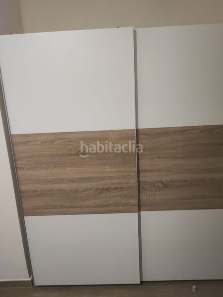 Foto fa3bfcbd-a754-430d-8627-c72f047f0ec5. Rent flat in Centro Melilla