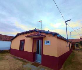 Casa  Huertos. Casa pueblo en venta en pedrosillo de los aires, 2 dormitorios.