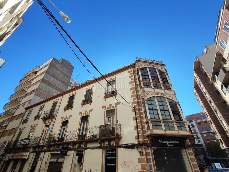 Foto fc83a028-14f5-49ca-8ea3-0b0b92f6e7e0. Edifici a Labradores Salamanca