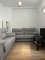 Rent Flat  Rector lucena. Piso en alquiler en centro, 6 dormitorios.