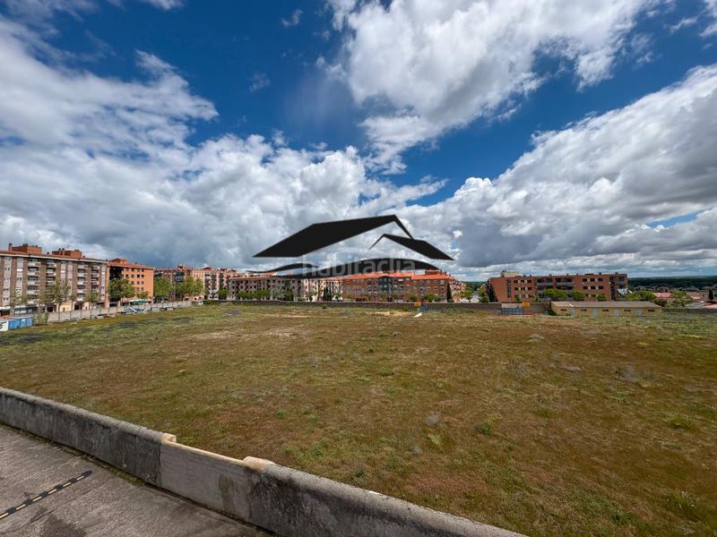 Foto fe963912-6c24-4ee0-98dd-69b8d9b368c7. Oficina  en venta en alto rollo, 4 dormitorios. en Salamanca