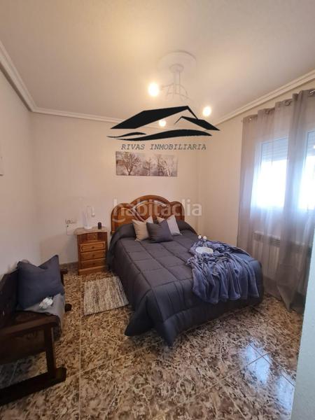 Foto 0fa4fd74-f937-4bcc-8ed8-258a7b984494. Chalet  en venta , 3 dormitorios. en Cepeda