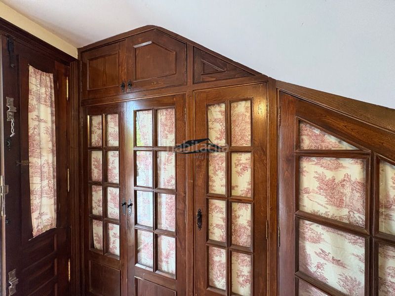 Foto 1fa8a257-8366-48ea-99ca-303e49697dbd. Casa amb calefacció aparcament a Santibáñez de la Sierra