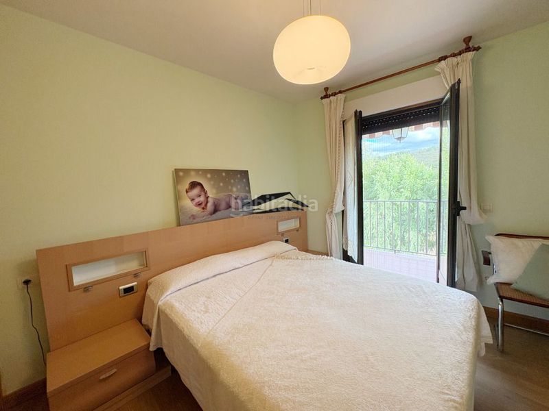 Foto b89e78a8-5719-4c2f-9152-3b37d4986e84. Casa amb calefacció aparcament a Santibáñez de la Sierra