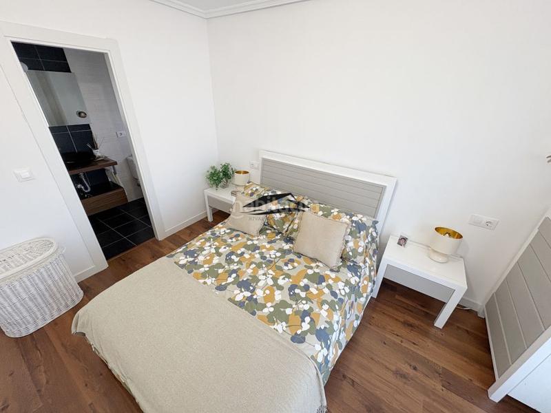 Foto 456599f3-b62a-42e1-91e9-d00c1a5e3977. Chalet avec chauffage parking piscine dans Arapiles