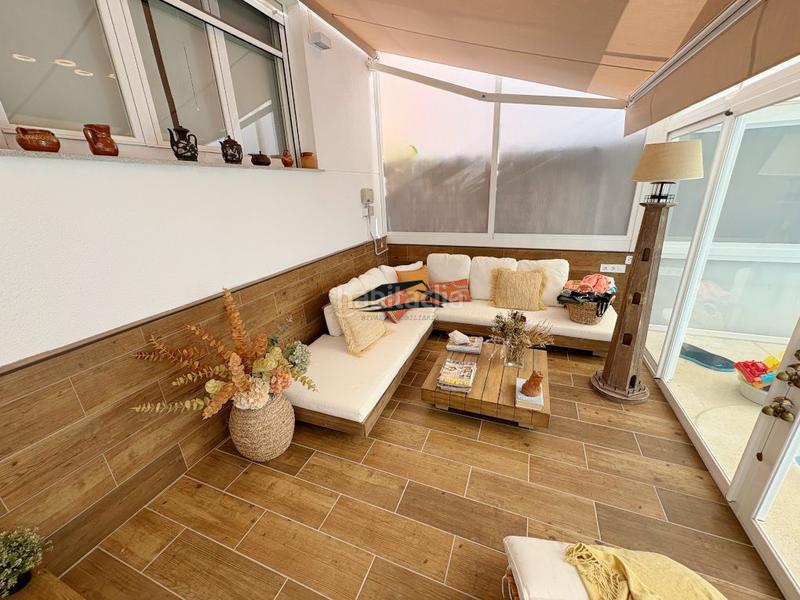 Foto ba968350-939f-43c6-997d-6e95bbee36ec. Chalet avec chauffage parking piscine dans Arapiles