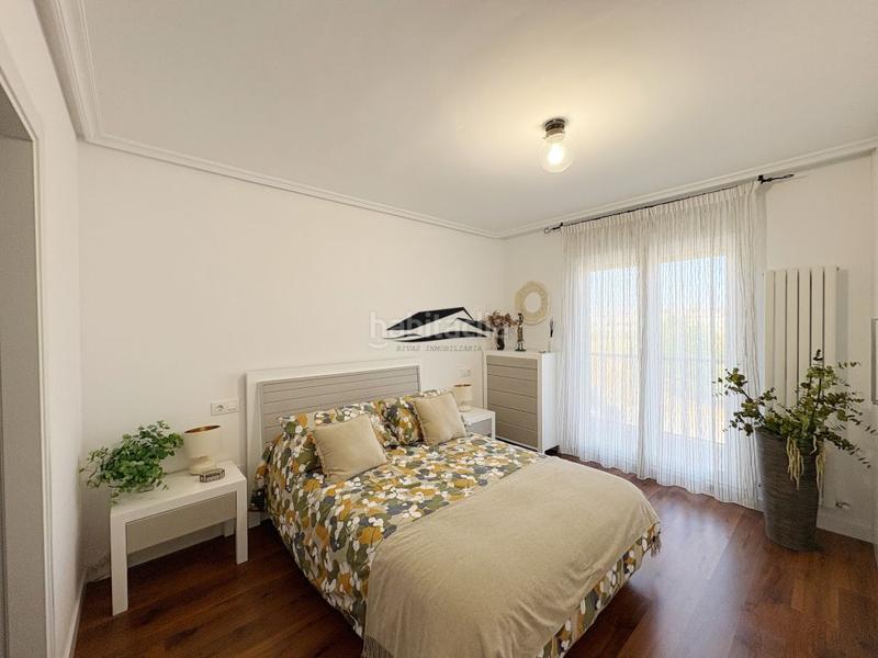 Foto cad6edea-6770-4389-a885-6d0abbdb03b9. Chalet avec chauffage parking piscine dans Arapiles