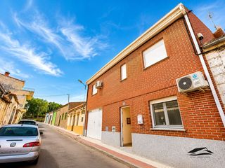 Casa a Aldealengua. Casa en venta en aldealengua, 4 dormitorios.