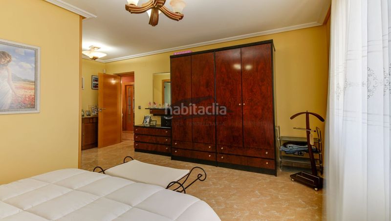 Foto 0eb7745c-cc09-4e97-ab09-c72453ba36cf. Xalet amb calefacció aparcament piscina a Villamayor