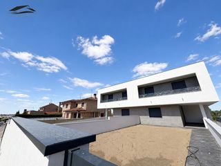 Xalet  Rio miño. Chalet en venta en urbanización  albahonda ii, 4 dormitorios.