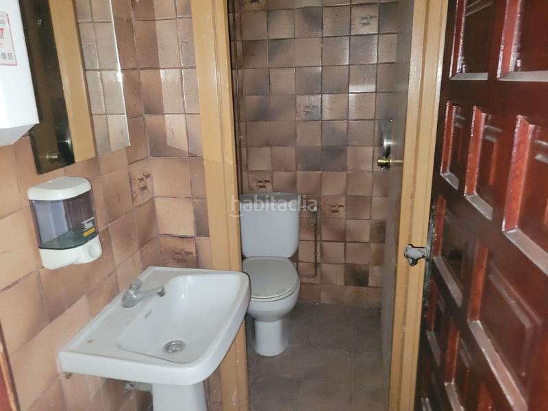 Foto 11a2681b-1657-49f0-94f6-91df4333b459. Location local commercial dans Las Fuentes Zaragoza