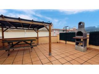 Dachwohnung in Caldes de Montbui. Ático exterior con terraza comunitaria y solo 6 vecinos