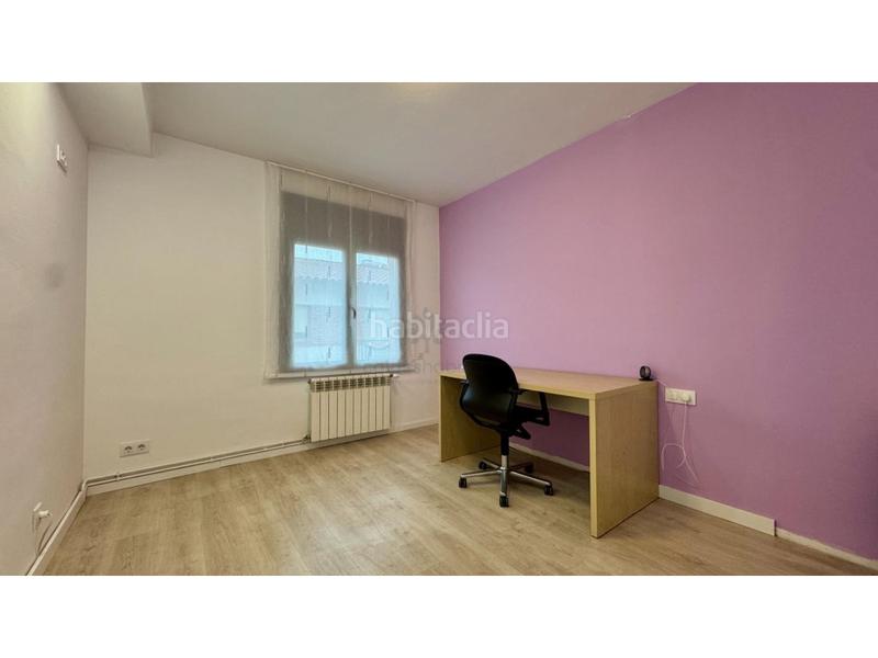 Foto aa0de108-13a9-4af2-826d-f81bf39a11c5. Casa  adosada con posibilidad para dos familias en Moià