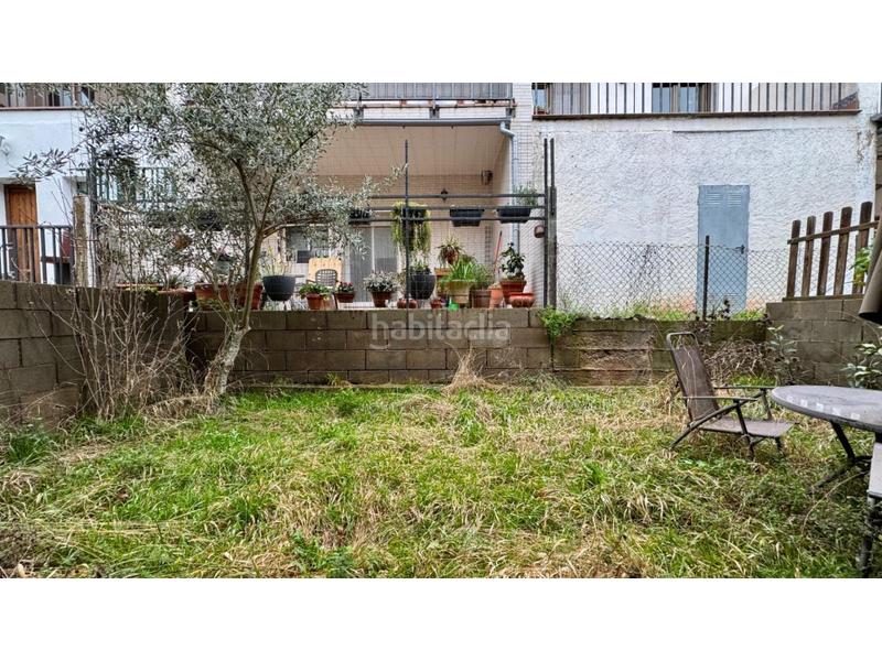 Foto d3005de2-bbf9-4920-a6cc-2f6794d94476. Casa  adosada con posibilidad para dos familias en Moià