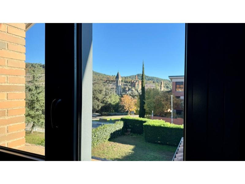 Foto a4abc250-ca36-43ed-8b43-05a4f3f15591. Maison avec chauffage parking dans Puig-reig