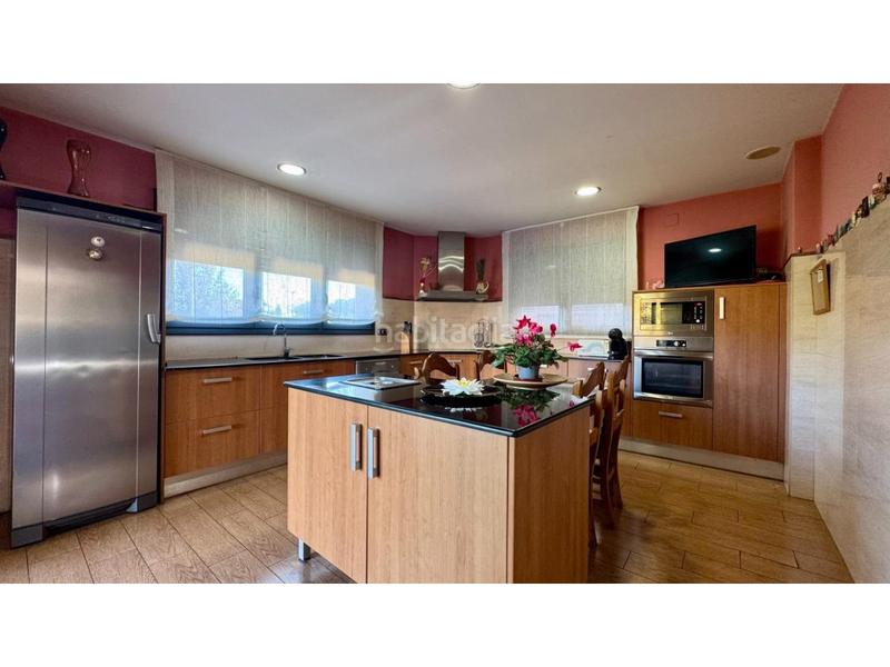 Foto cf1247db-8543-47a6-8900-ef51b2b94cd2. Maison avec chauffage parking dans Puig-reig