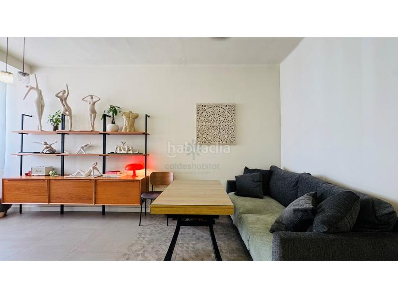 Foto cec48a9f-c43d-48ea-9f0b-0600bc39232f. Piso pis a floridablanca 3 habitacions en Sant Antoni Barcelona