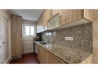 Pis  N/a. Piso en venta en blanes 3 dormitorios, balcón y a un paso de la
