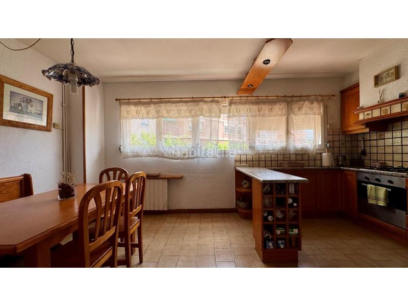 Foto c3e3498c-dcc3-4af8-b4d2-69426bb244e2. Haus mit parking in Caldes de Montbui