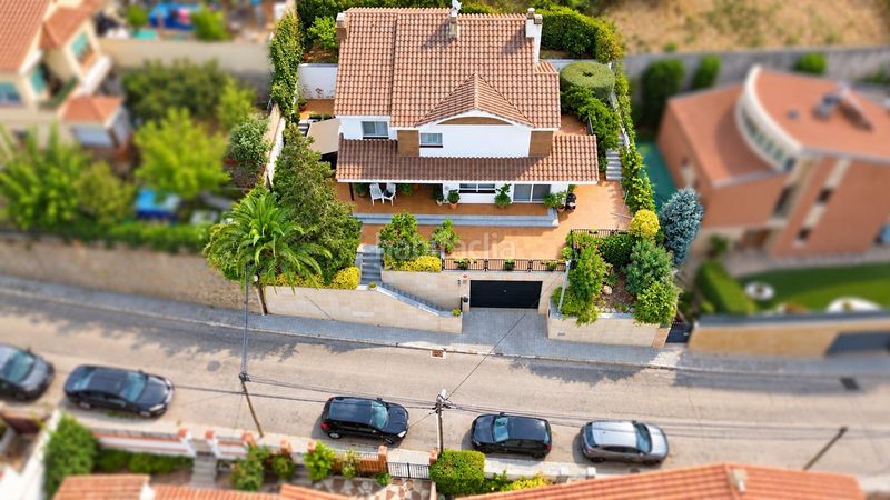 Foto fab33f42-3010-48d6-9830-3807a2de3a36. Chalet magnifica casa aislada, con garaje para 3 coches y vistas inmejorables. en Caldes de Montbui
