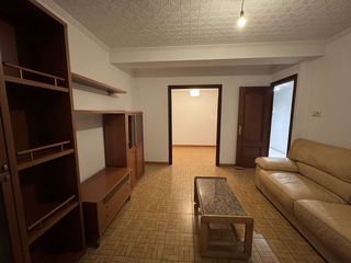 Miete Etagenwohnung in Carballo. Se alquila vivienda en pascual veiga
