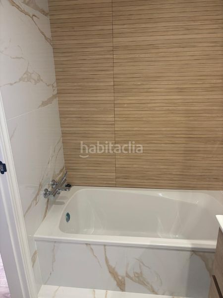 Foto 1dd84c2e-8593-4e86-9205-3012e3e93d3a. Pis amb calefacció a Carballo