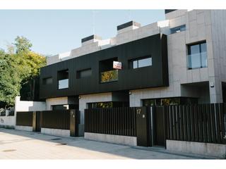 Casa  De la quinta. Chalet en venta en paseo de la quinta a estrenar