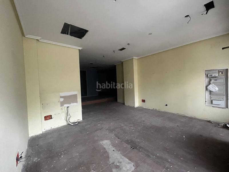 Foto 0e59268e-cc5f-4612-b430-b16547e2a4a2. Lloguer local comercial a Reyes Católicos Burgos