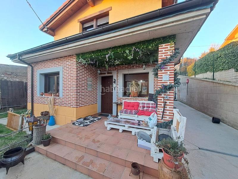 Foto 3e97376e-bdd8-4a23-8869-23e7ea53c843. Chalet impresionante unifamiliar a estrenar en Cardeñadijo