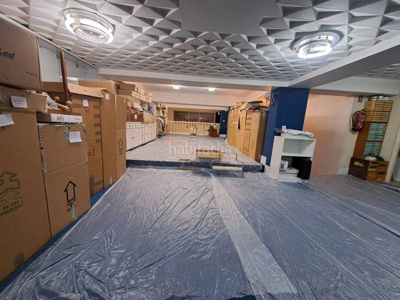 Foto 617866b8-39a2-4a65-a01d-b025a14aeffe. Alquiler local comercial se alquila amplio local en gamonal en Burgos