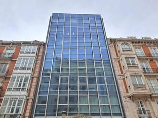 Rent Office space  Vitoria. Se alquila oficina en el centro
