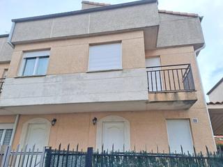 Maison jumelée  Muleta. Chalet pareado a estrenar en sotopalacios
