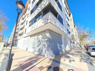 Local Comercial en Universidad - Las Huelgas