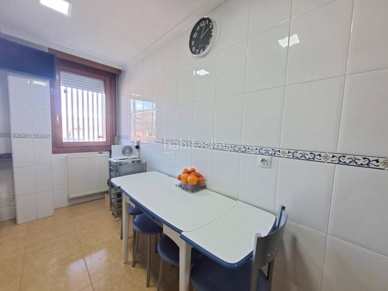 Foto 164a1d30-83ca-4e75-849b-0bb1eaab679f. Pis amb calefacció aparcament a Barriada de Yagüe Burgos