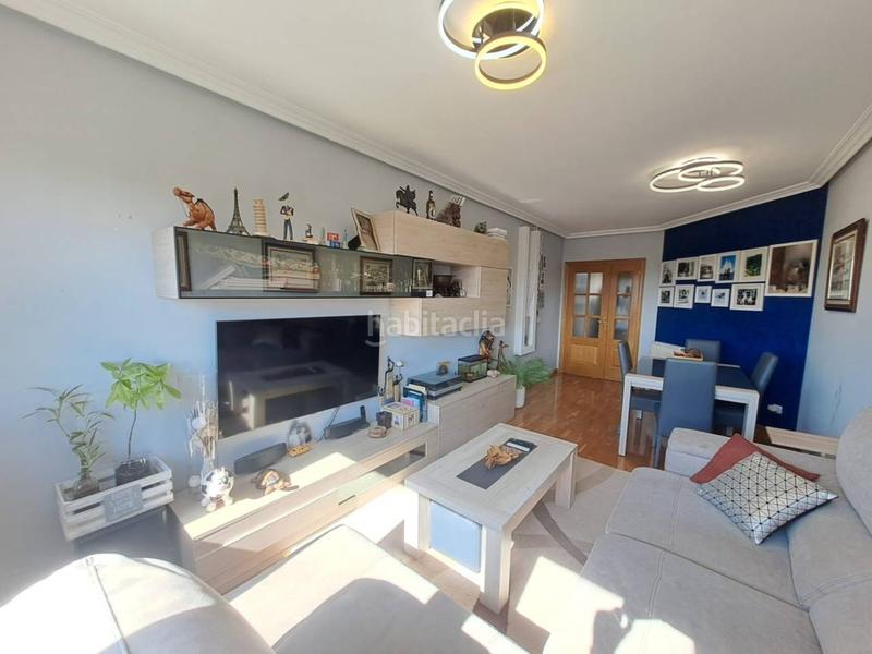 Foto 507acc5b-769e-4ea2-9813-803cc13ae9c4. Pis amb calefacció aparcament a Barriada de Yagüe Burgos