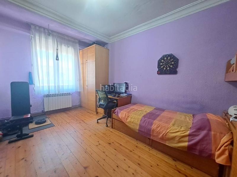 Foto 3c96e0ce-bccc-41d7-b7de-35d9f8771767. Flat with heating in El Carmen - Barrio Gimeno Burgos