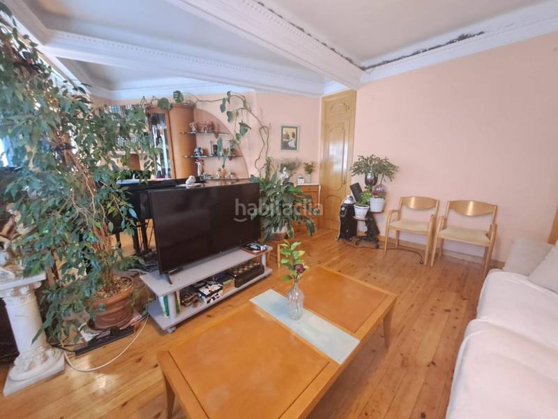 Foto 4473dc39-6266-46b5-97e9-de594f0f6a1d. Flat with heating in El Carmen - Barrio Gimeno Burgos